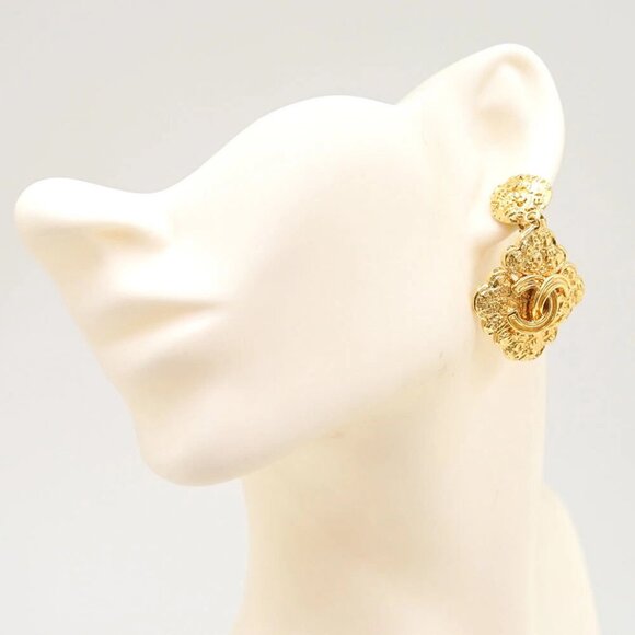 CHANEL CC Logos Rhombus Clip-On Earrings Gold Tone 95A Auth w/Box #11469 - Picture 2 of 6